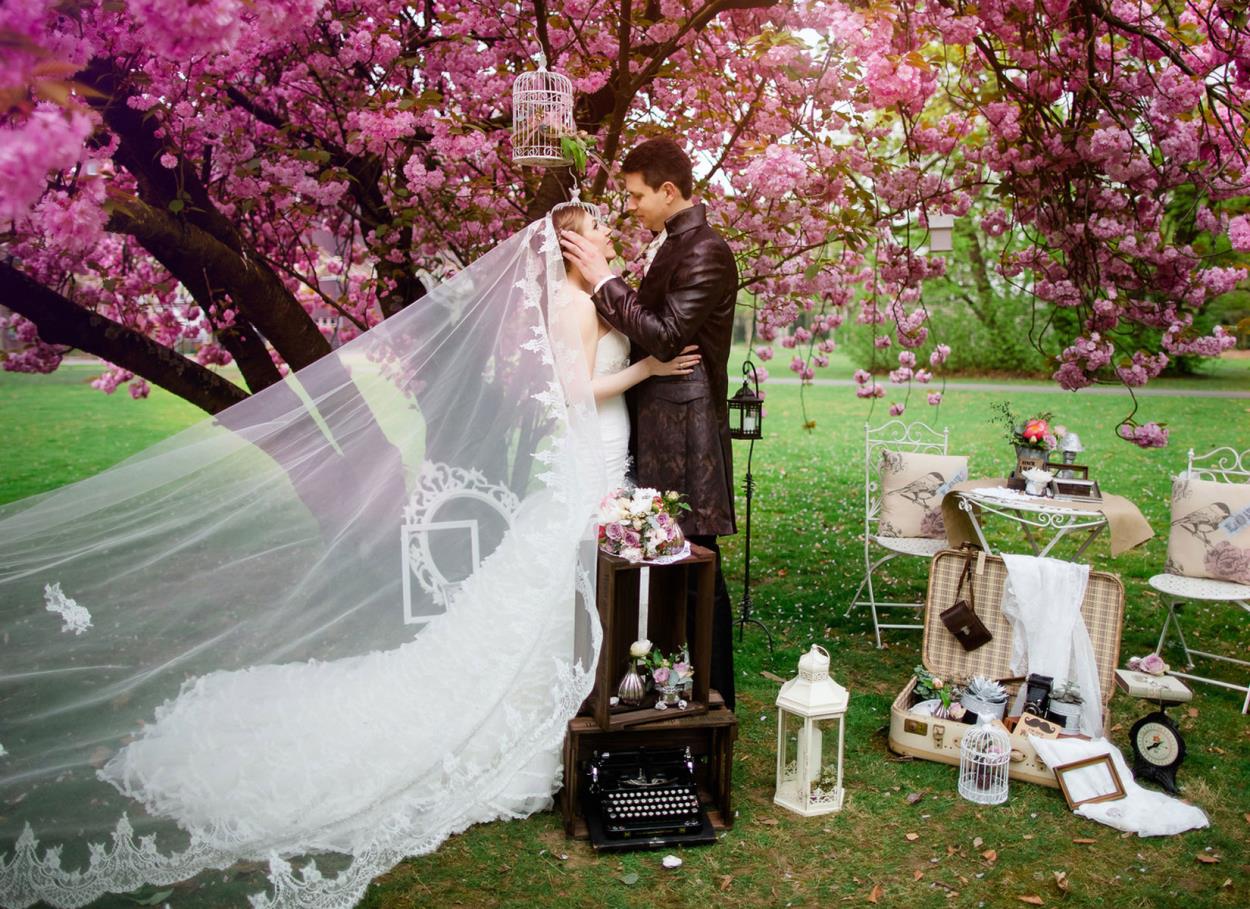 Matrimonio primaverile. Fiori, colori e profumi di un matrimonio in primavera